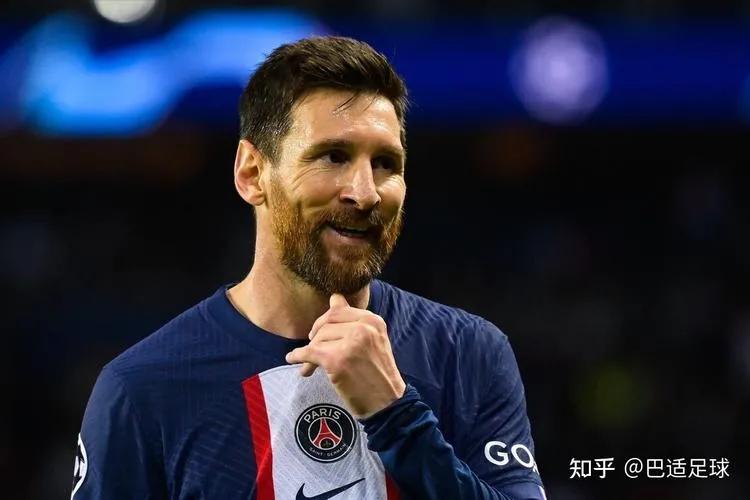 足球大叔小球,足球小将vs足球老将