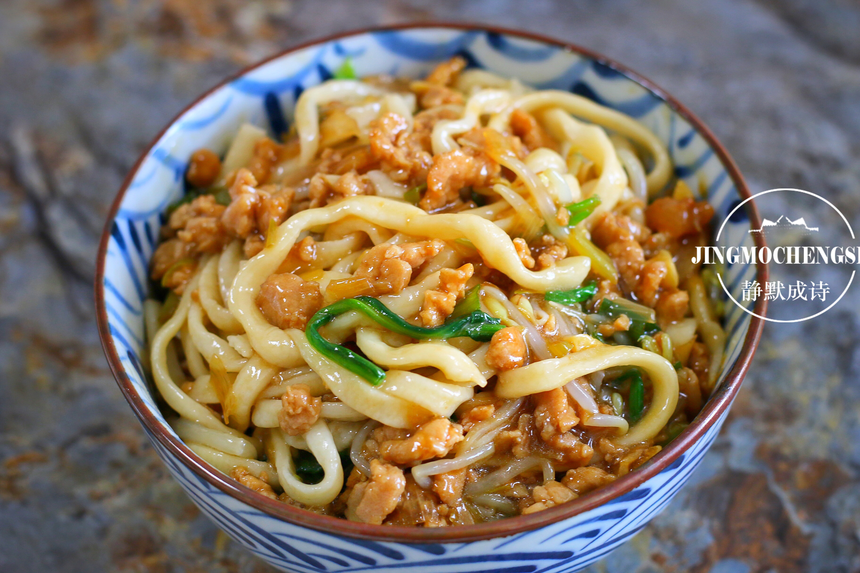 如何掌握面与水比例,做手擀面的方法和技巧