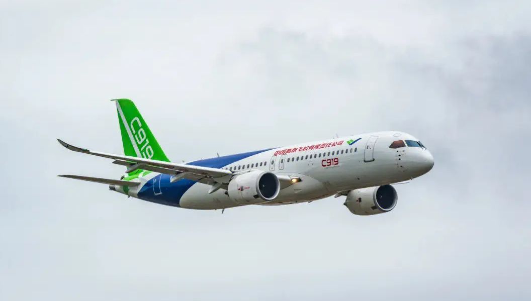 油管评论c919客机订单量不断攀升,c919客机订单突破1000架