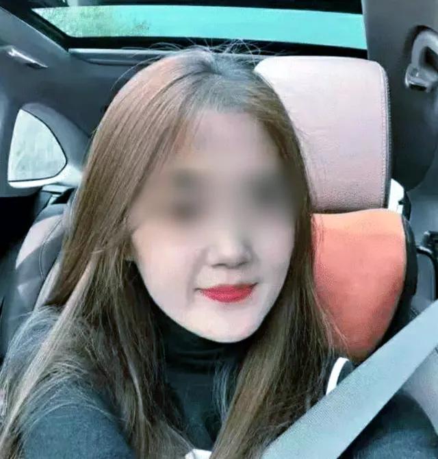 女教师出轨聊天记录被爆,女教师和男学生聊天记录曝光