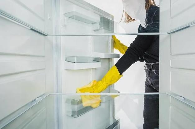 大蒜上涂牙膏,牙膏挤在大蒜上用处