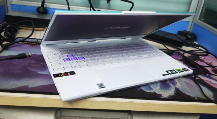 华硕天选4锐龙版开着机屏幕不亮,华硕天选4锐龙版突然黑屏