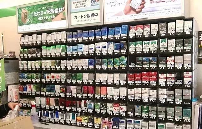 日本的公共吸烟区,日本禁止道路抽烟