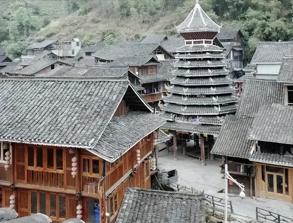 侗族民居解析,侗族传统民居建筑平面图