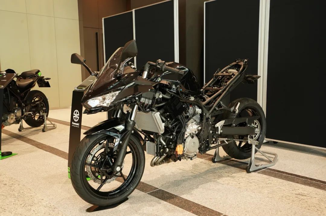 川崎ninja忍者价格,川崎ninja油电混动