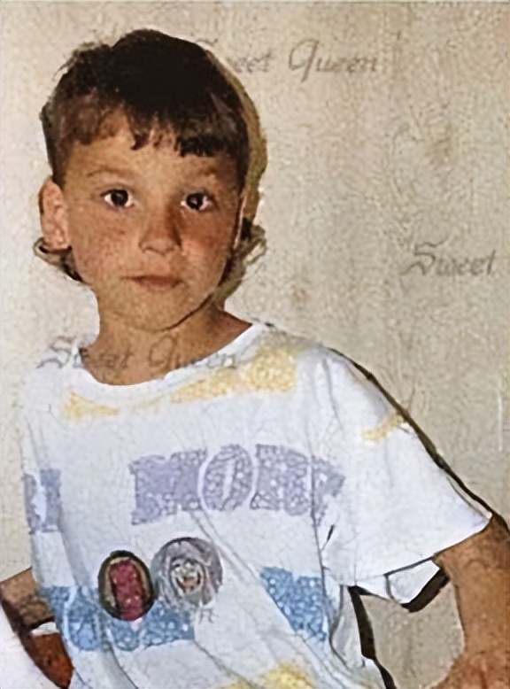 足坛球员童年照,足坛球星萌娃照