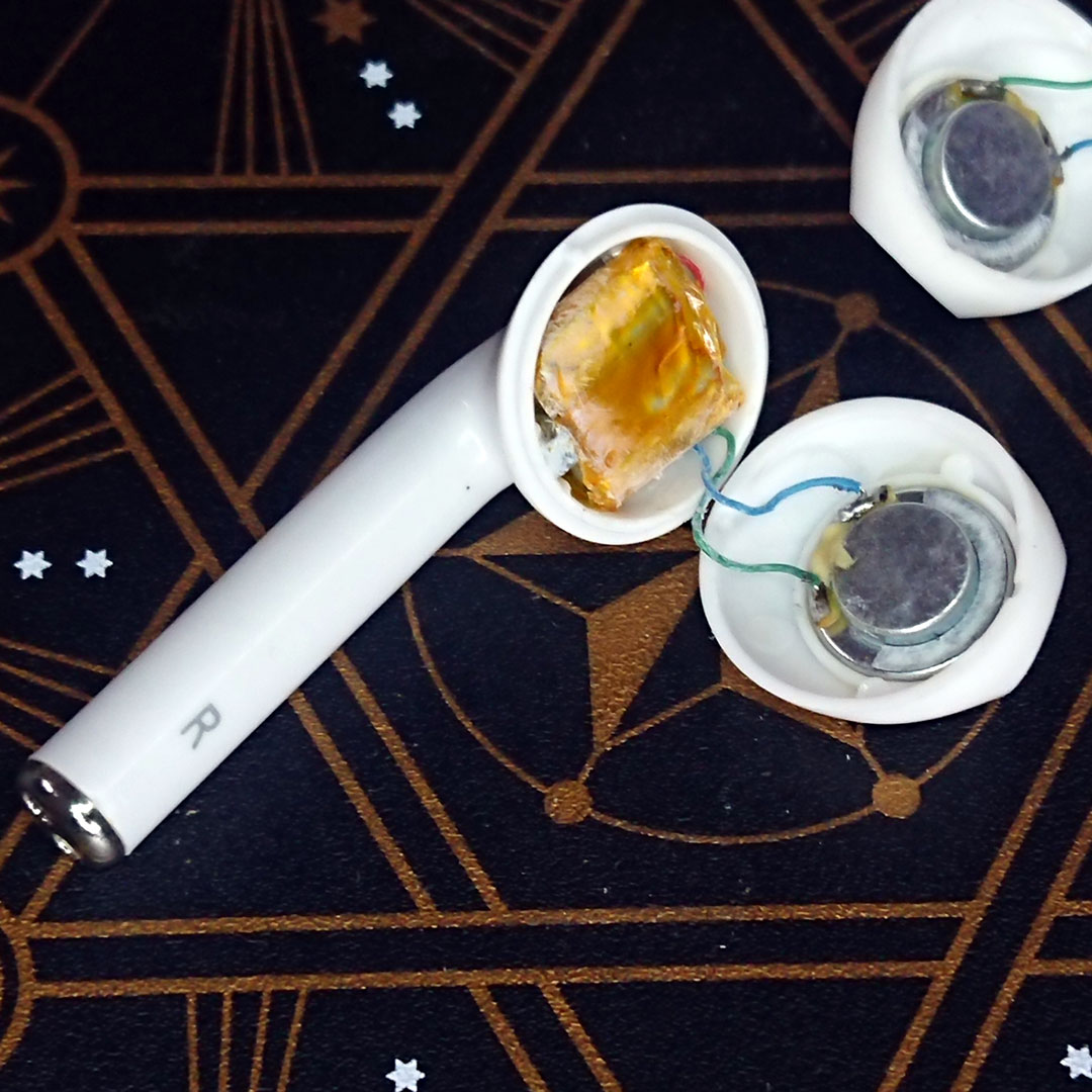 山寨蓝牙耳机拆解对比,拆开山寨蓝牙耳机