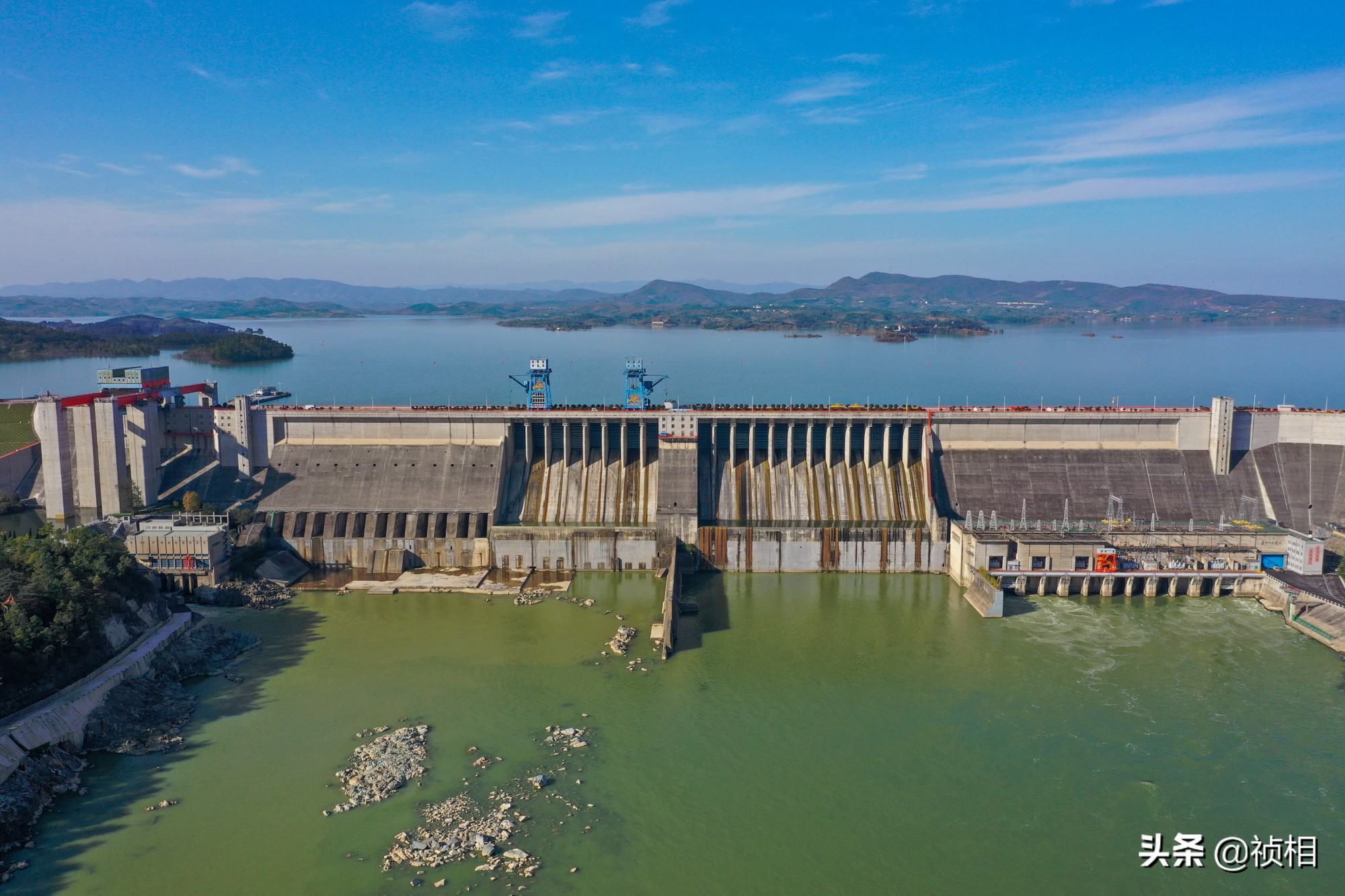 丹江口大坝最大坝高是多少,湖北丹江口市大坝视频