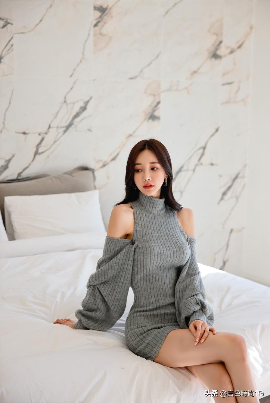 孙允珠黄蕾丝西装,孙允珠黑色包臀针织连衣裙