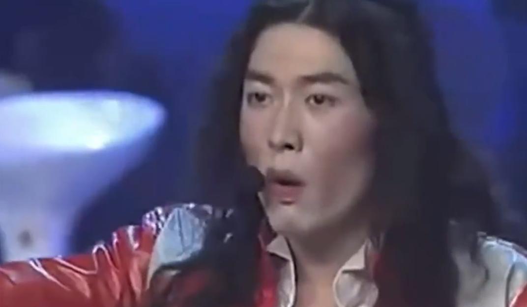 巫启贤马来西亚歌神,巫启贤被怒怼的选手唱的什么歌