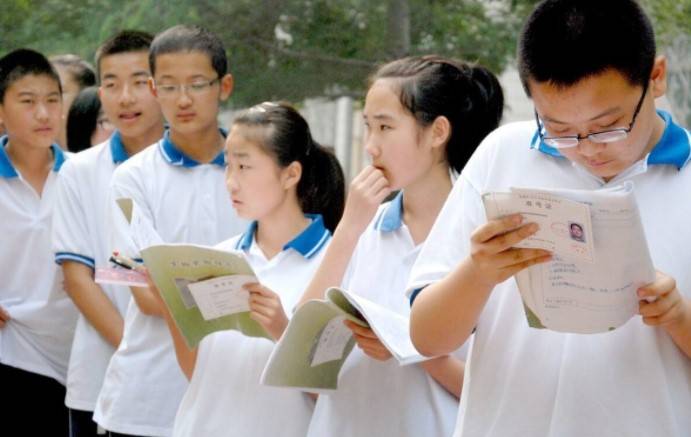 初三男生和女生的身高差距,男生上初中后还可以长高吗