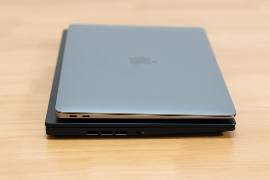 m1芯片和酷睿i7,applem1和酷睿i7处理器哪个好