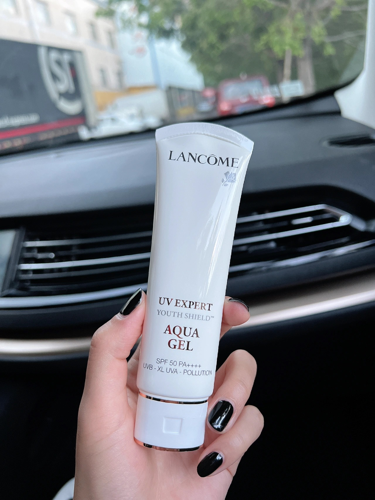 十大公认好用防晒霜最新,十大公认好用的防晒霜