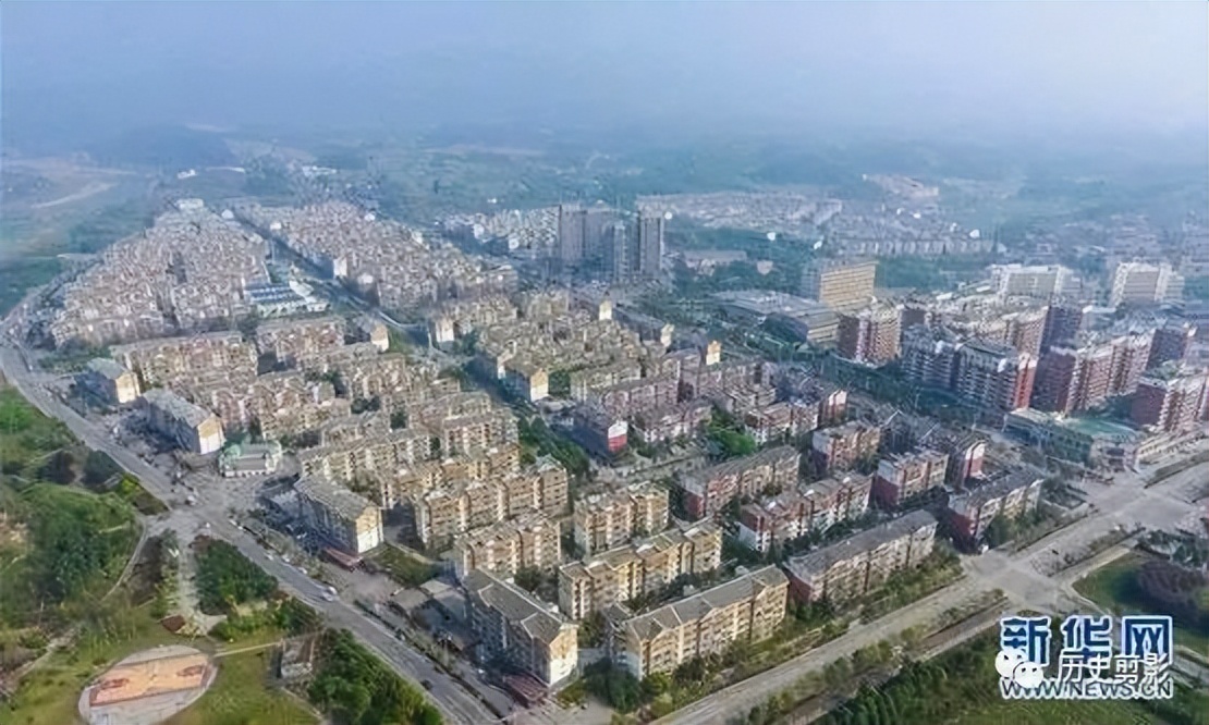 汶川地震15周年：100张照片，100个让人泪流满面的瞬间