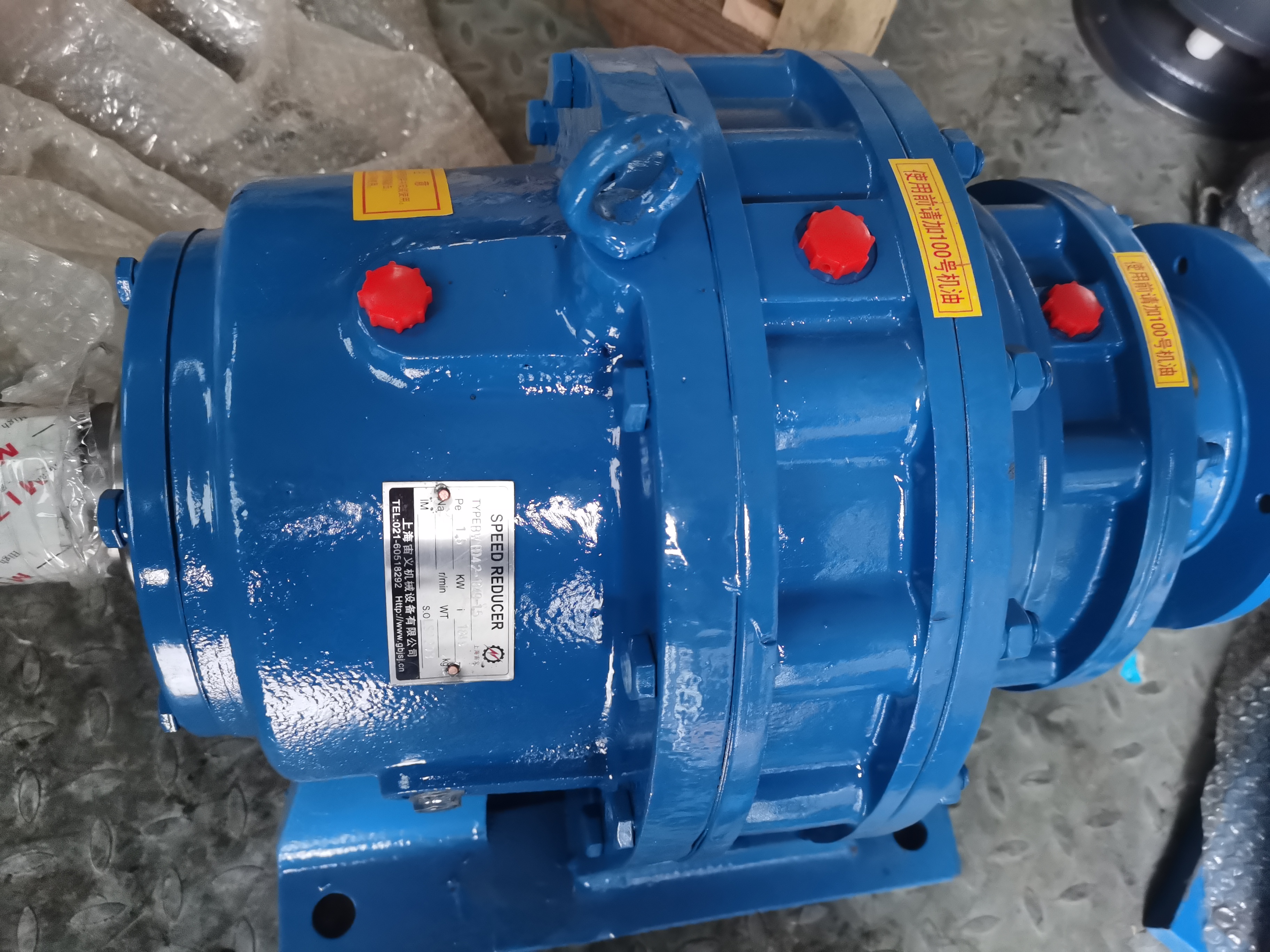 RF77DRN132S4RF77DV132M4粉碎机减速机RF77DRE160M4许用扭矩