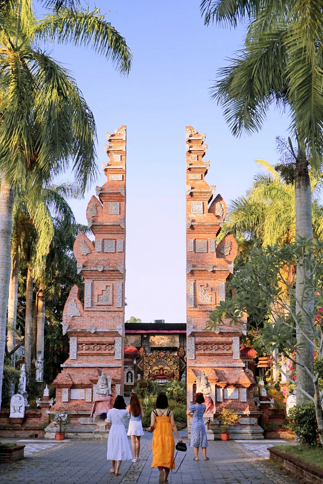 海南万宁深潜推荐,海南万宁潜水俱乐部