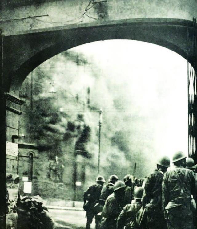 三个月打光国军精锐部队，70万国军难敌30万日寇，真相究竟为何？