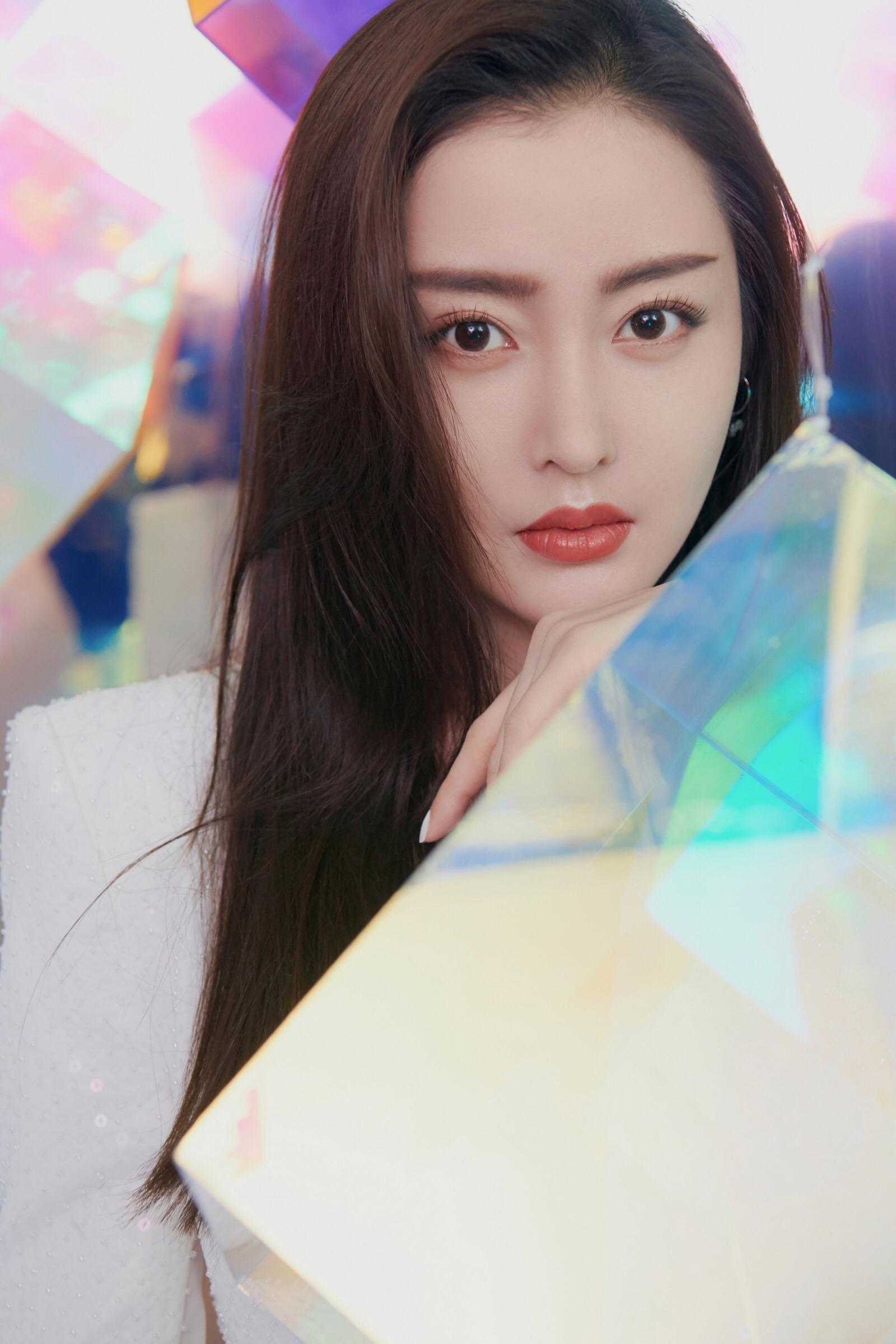 新手的超自然的双眼皮贴,怎么割出超自然双眼皮