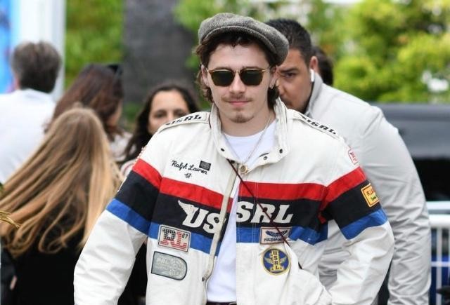 贝克汉姆布鲁克林和两个弟弟,贝克汉姆的三个儿子谁最帅