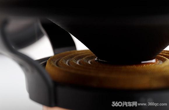 德国IE音乐系列大提琴套装喇叭少见的玫瑰金元素令人耳目一新