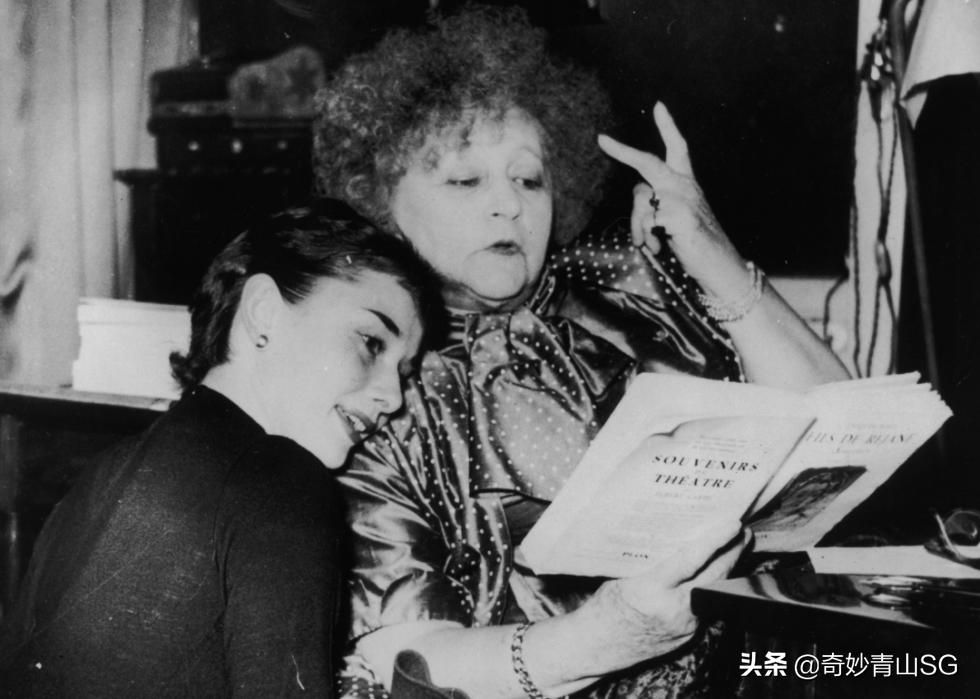 奥黛丽赫本的故事电影在哪看,纪梵希和奥黛丽赫本的故事