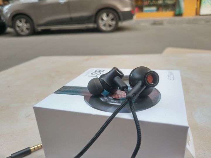 威泽首款入耳式耳机,威泽头戴式耳机测评