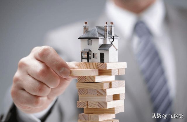 江苏小伙3年帮亡父还清739万债务，跪在墓前痛哭：您可以安心去了