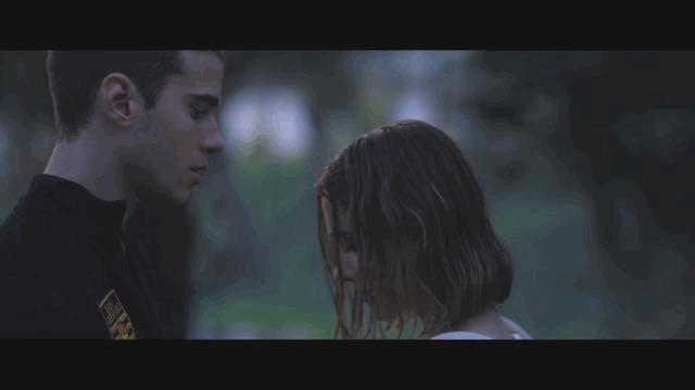 西班牙版《五十度灰》，除了主演的性张力，还有什么？