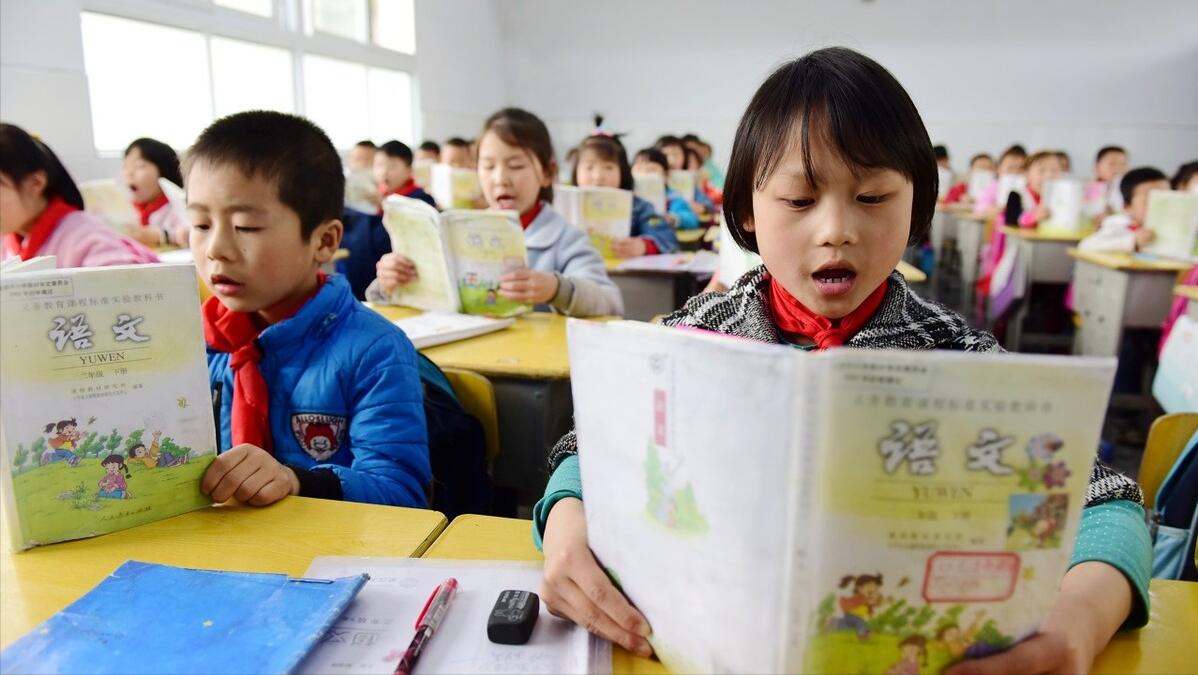 孩子学习跟不上老师建议休学对吗,对孩子很失望老师想放弃怎么办