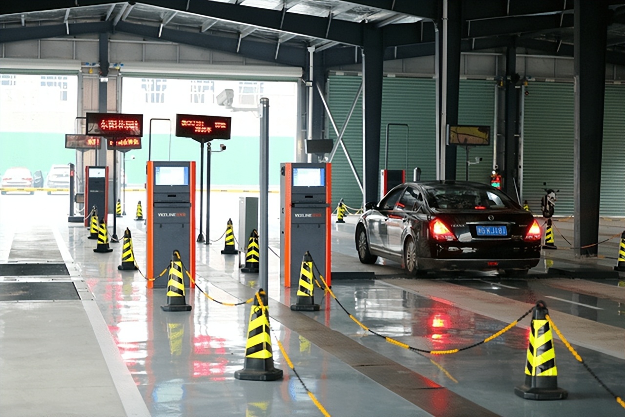 私家车年检是改为10年了吗,私家车怎么年检几年检一次