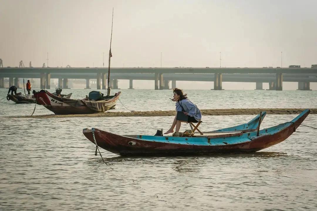 阚清子倪虹洁突如其来的假期,阚清子倪虹洁发布会