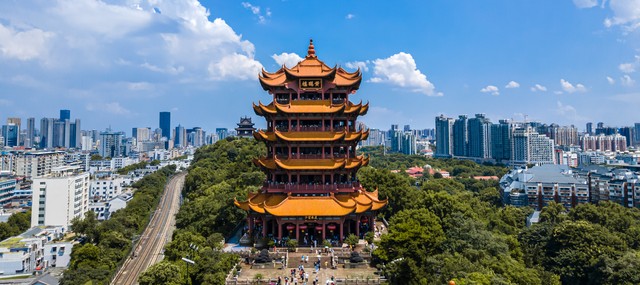 关于黄鹤楼的诗句和名句,黄鹤楼崔颢对岁月流逝感慨的句子