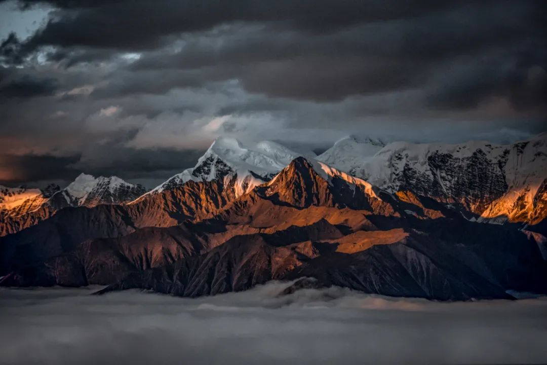 上有天堂下有西藏,上有天堂下有云南