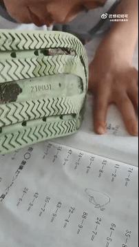 地铁时髦的上海阿姨,上海地铁阿姨的塑料袋