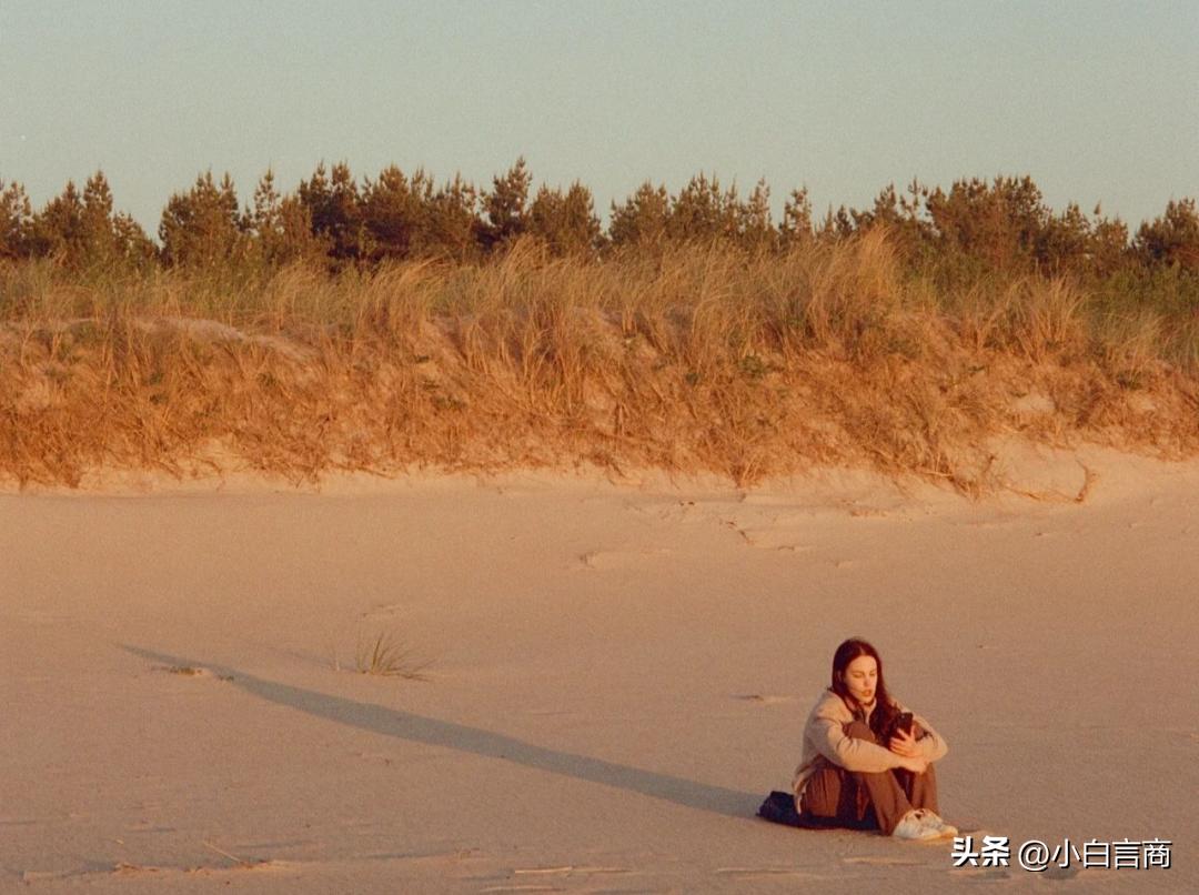 他克你用英语怎么说,只要你缺钱什么都克你