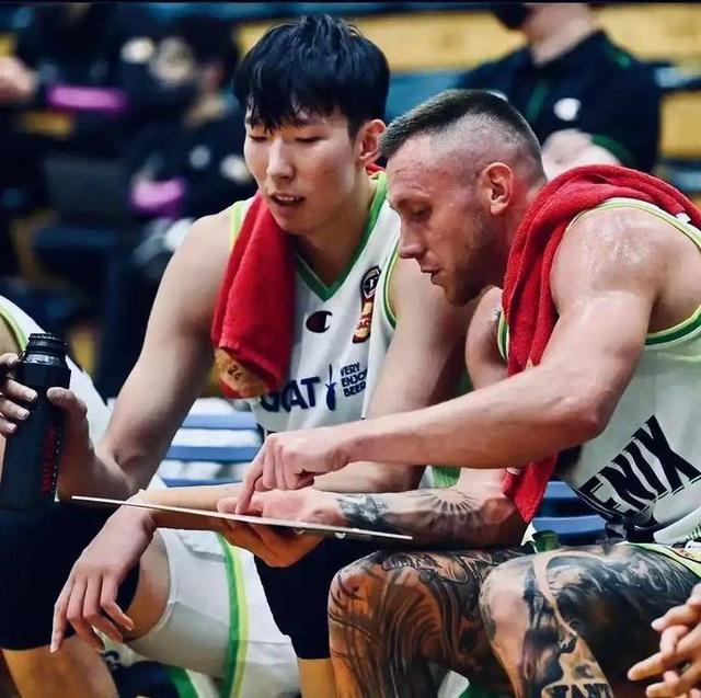 拒绝重返NBA？周琦拒绝了总冠军的热门邀请，选择留队证明自己