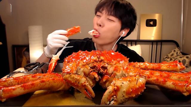 一年工作15天工资50万,一年赚28万工作一周40小时