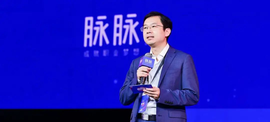 因“互联网茶水间”走红的脉脉，如何走进增流不增收的死胡同的？