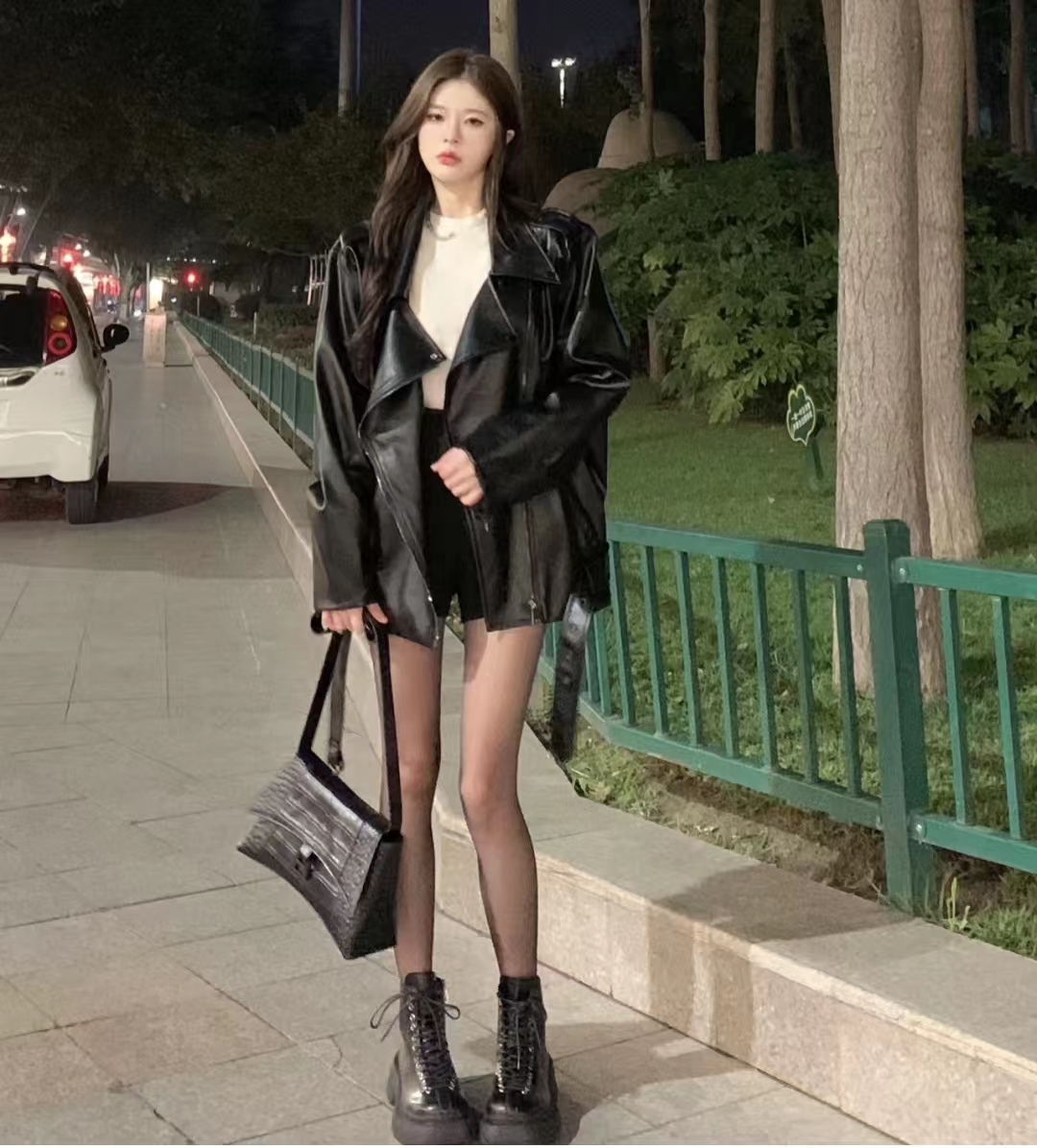 冬季黑色皮衣加棉高级感穿搭,黑色皮衣穿搭女秋冬