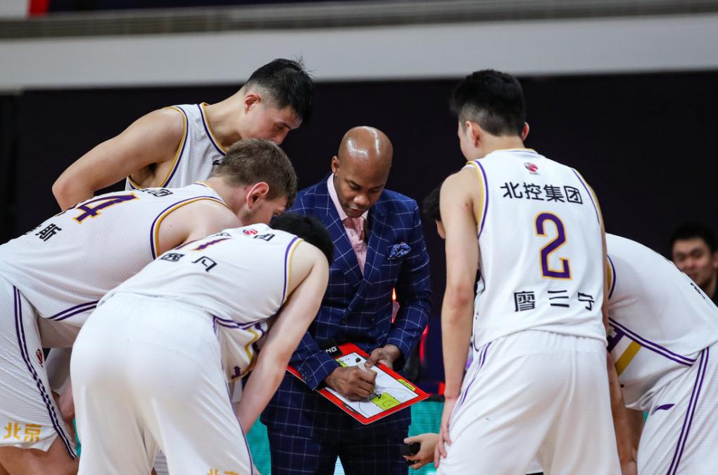 马布里执教北控男篮最新消息,马布里暂离北控男篮