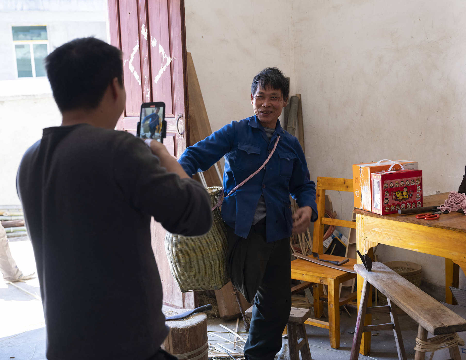 酷似马云的范小勤走红赚了多少钱,酷似马云的江西男童范小勤