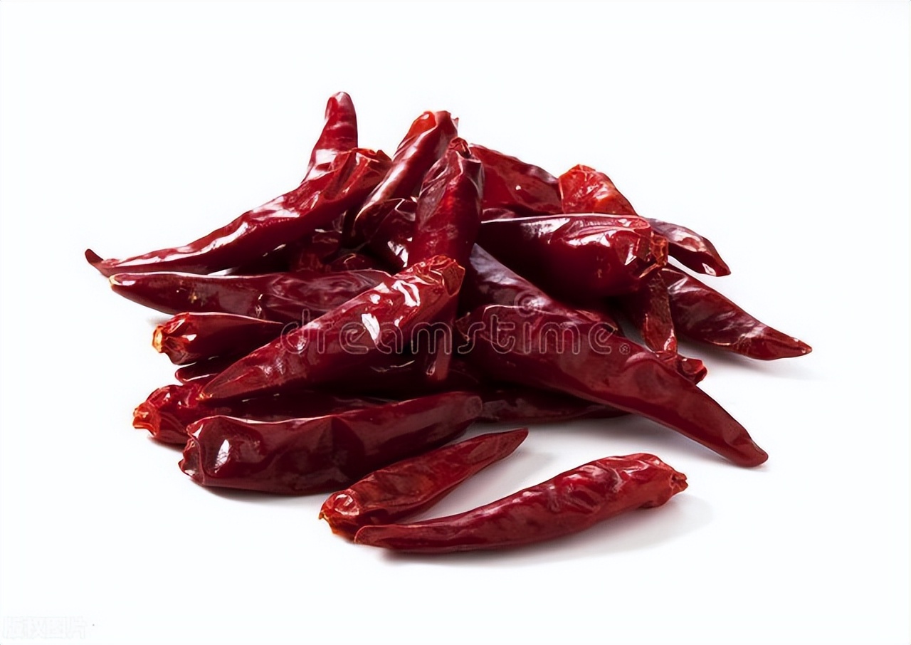 一到夏季胳膊关节内侧起红疹,一到夏天胳膊上起了好多小疙瘩