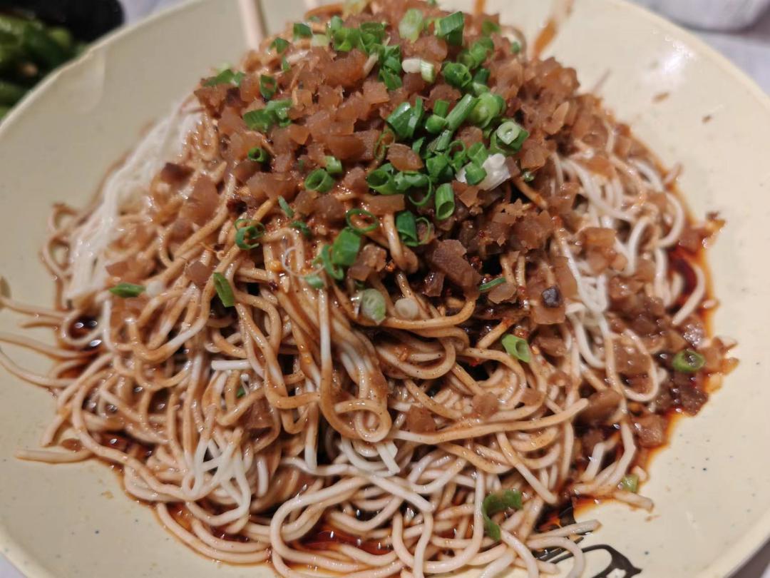 夏至吃凉面的幽默句子,夏至这天的凉面如何做