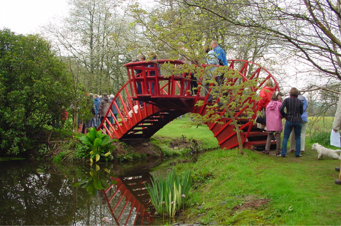 在花园中思考宇宙——詹克斯宇宙思考花园