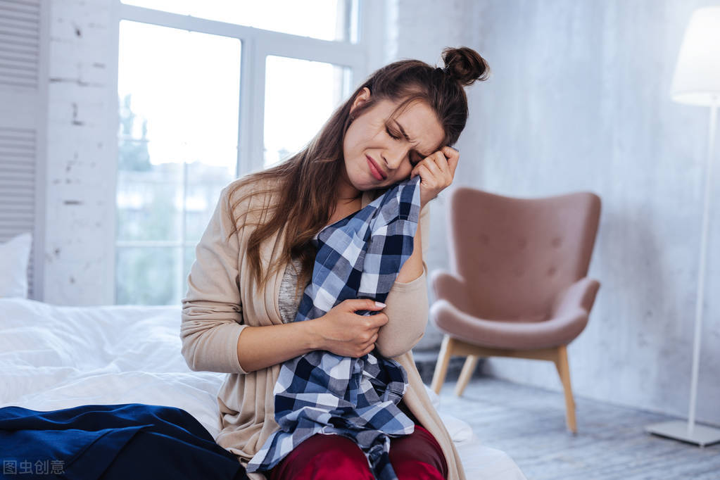 发现感情被骗后正确做法,遇到感情骗子被骗钱怎么办