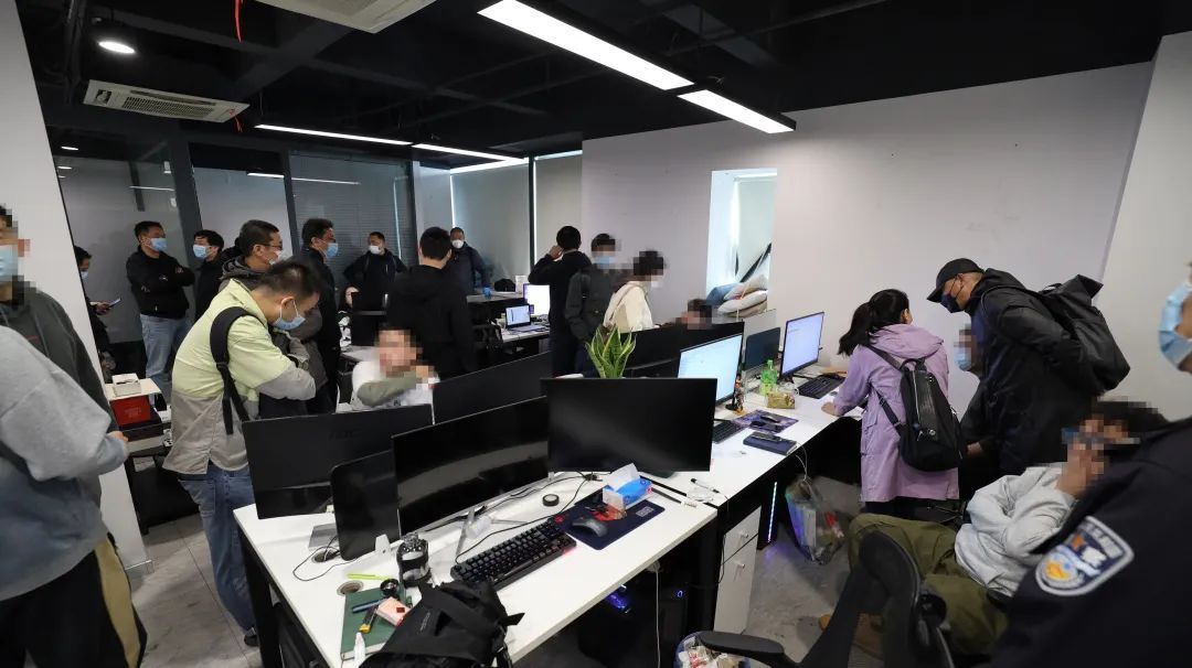 90后“码农”辞职创业开发取不出钱的*款贷**APP？