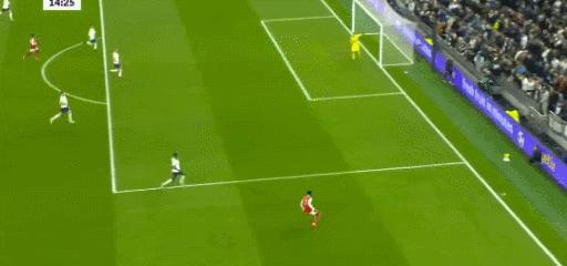 马德里竞技巴萨对阿森纳,足球比赛皇马对热刺