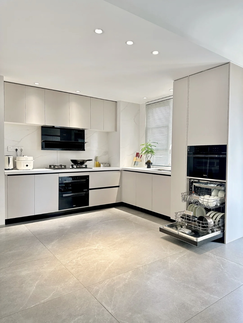 湖北夫妻拒绝“过度装修”,把128㎡家装得堪称教科书，太有品位了