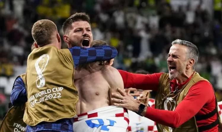 2022卡塔尔世界杯经典场面回顾,回顾2022卡塔尔世界杯经典瞬间