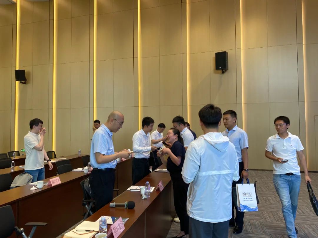 汇泉城好项目集全国强资本,“海右路演”登场聚焦新产业